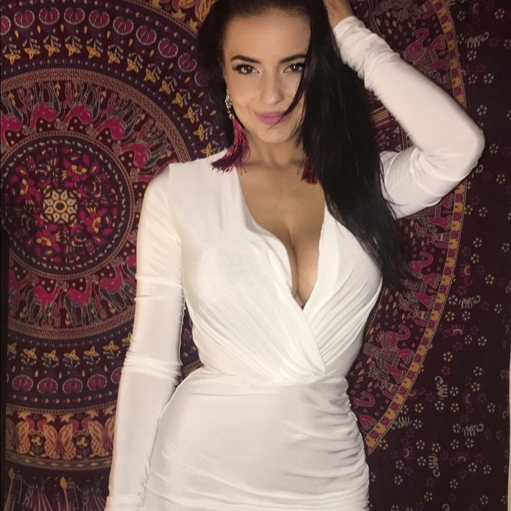 Gorgeous white dress with slit